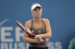 Wozniacki cae ante la desconocida Pervak Wozniacki cae ante la desconocida Pervak