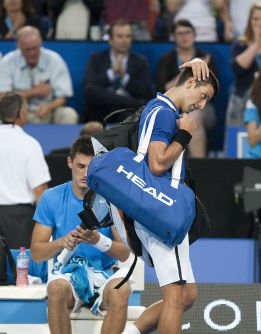 Djokovic sucumbe ante Tomic, y Anna Ivanonic iguala el duelo Djokovic sucumbe ante Tomic, y Anna Ivanonic iguala el duelo