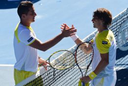Ferrer, a semis tras remontar a Almagro en una batalla Ferrer, a semis tras remontar a Almagro en una batalla