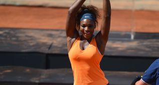 Serena Williams destruyó a Vika Azarenka y parece inaccesible