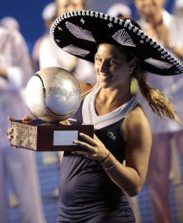 Cibulkova se impuso a una combativa McHale en Acapulco