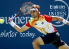 Ferrer gana Robredo y jugará con Benneteau en semis