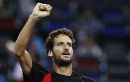 Feliciano pasa a semifinales tras volver a resucitar ante Youzhny