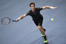 Murray saca plaza para la Copa de Maestros y Federer gana