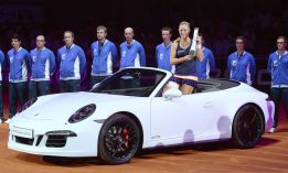 Kerber gana a Wozniacki y se alza con el título en Stuttgart