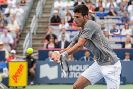 Djokovic, a cuartos en Montreal tras barrer a Sock