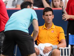 Djokovic, "mareado" por el olor a porro durante la semifinal