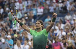 Rafa Nadal avanza a rachas hacia el peligroso Fabio Fognini