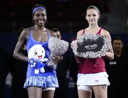 Venus Williams gana el Torneo Elite y regresa al top-ten WTA