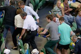 El entrenador de Ivanovic sufre colapso en la grada de Australia