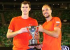 Jamie Murray y Bruno Soares ganan el título en dobles