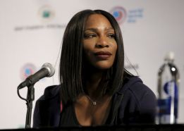 Serena destaca el "coraje" y la "honestidad" de Sharapova