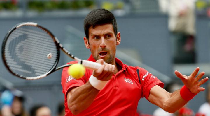 Un Djokovic blindado arrolla a Bautista y llega a Raonic