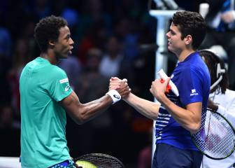 Un Raonic muy serio no da opción al excéntrico Monfils