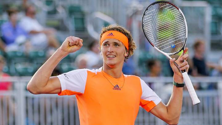 El alemán Alexander Zverev celebra suvictoria ante el suizo Stan Wawrinka en cuarta ronda del Abierto de Miami.