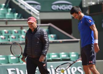 Terapia de choque: Djokovic rompe con todo su equipo