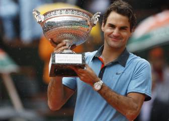 Federer no irá a Roland Garros, donde Nadal opta al décimo
