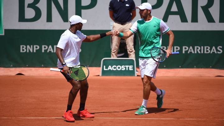 El mexicano Santiago González a la final de dobles en Francia