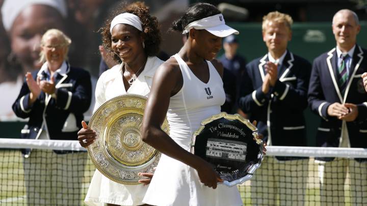 Serena y Venus Williams, en la final de Wimbledon 2009.