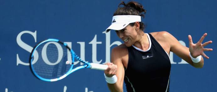 Garbine Muguruzadurante su partido con Svetlana Kuznetsova en Cincinnati.