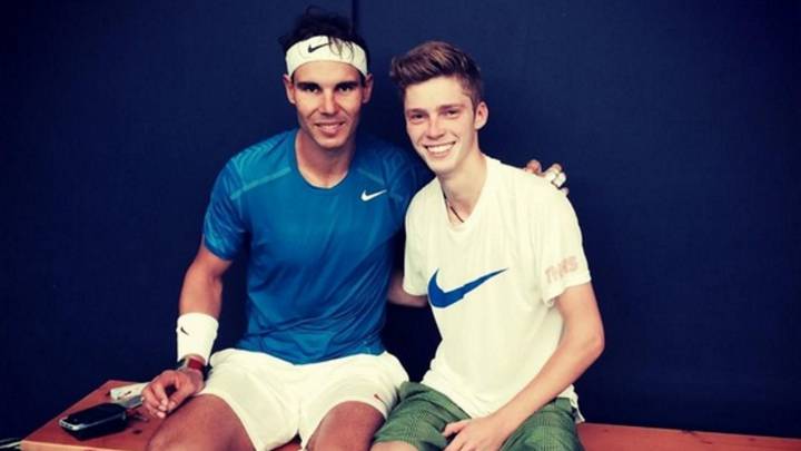 Rafa Nadal y Andrey Rublev, en 2015.