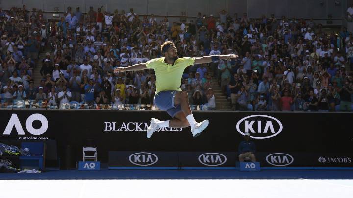 Jo-Wilfred Tsonga enloquece tras ganar a Shapovalov.