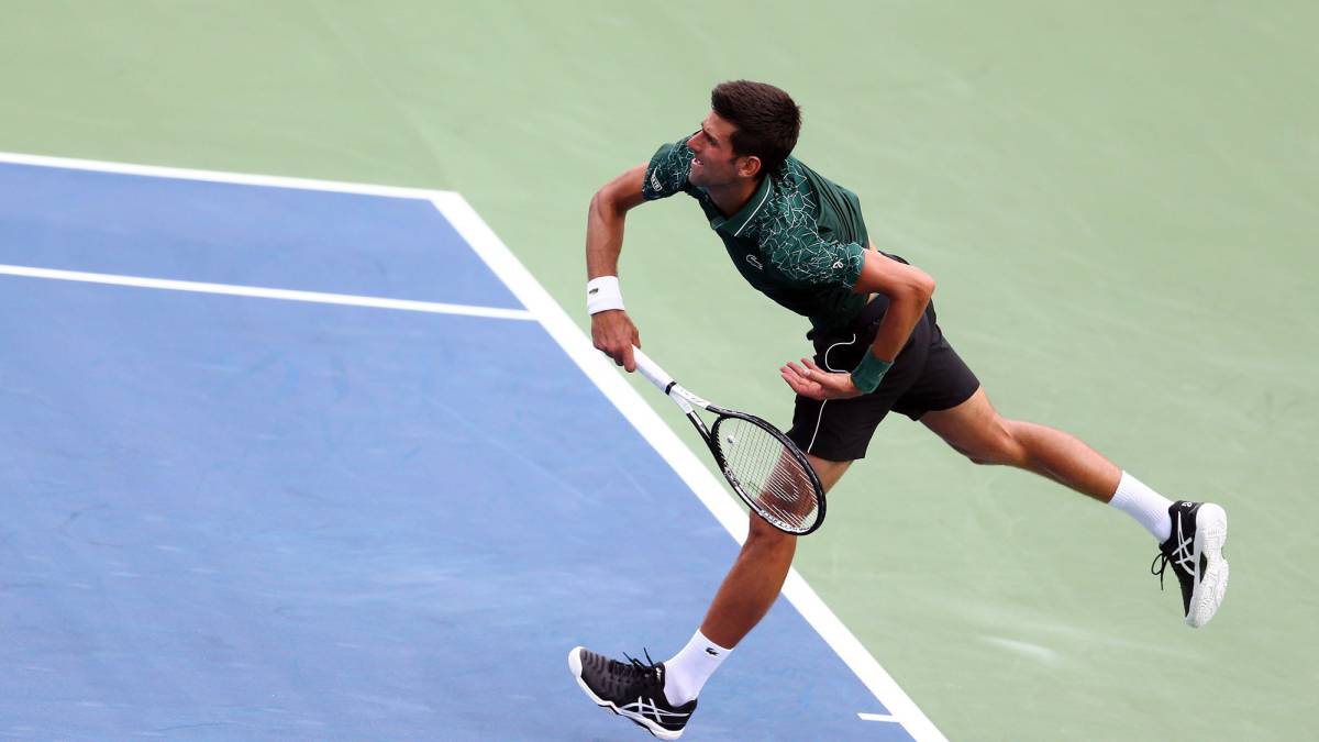 Djokovic se clasifica para octavos tras vencer a Polansky