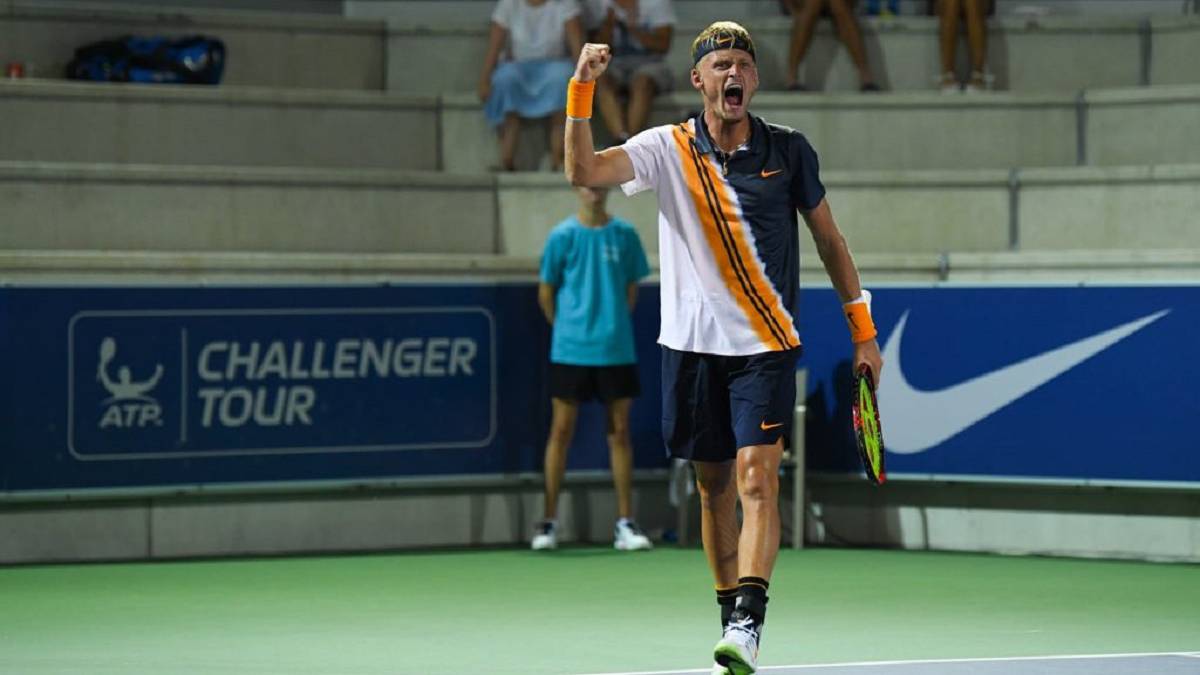 Kuhn bate a Ward en tres sets resueltos con desempates