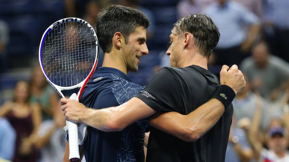 Novak Djokovic y John Millman
