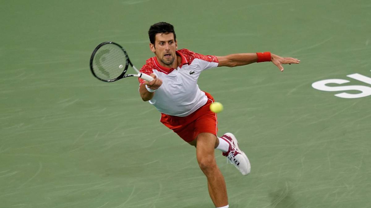 Roger Federer avanza a paso firme en Shanghai Roger Federer avanza a paso firme en Shanghai