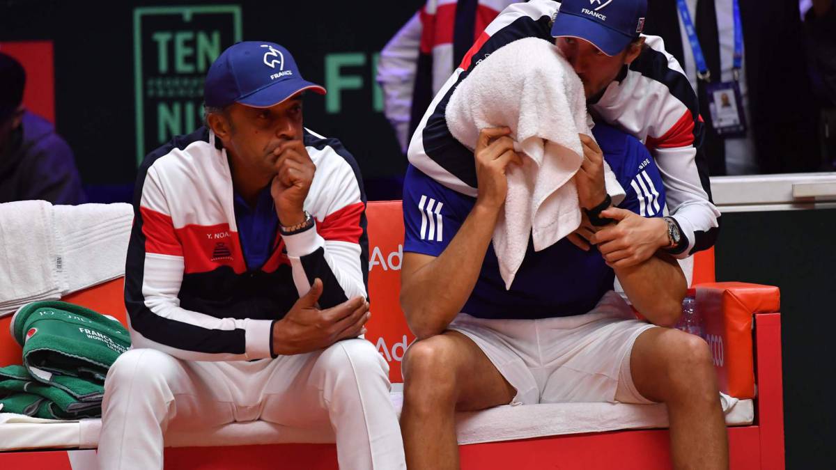 Jo-Wilfried Tsongaes consolado por Yannick Noah