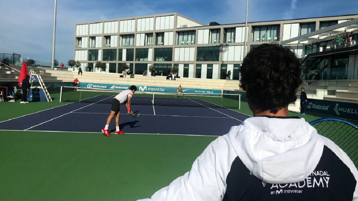 Nadal prepara la temporada 2019 entrenando con Munar