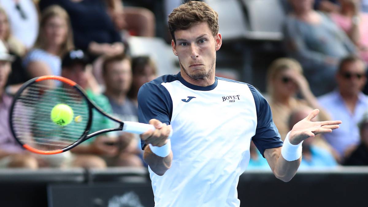 Pablo Carreño devuelve una bola ante Jan-Lennard Struff durante el ASB Classic de Auckland.
