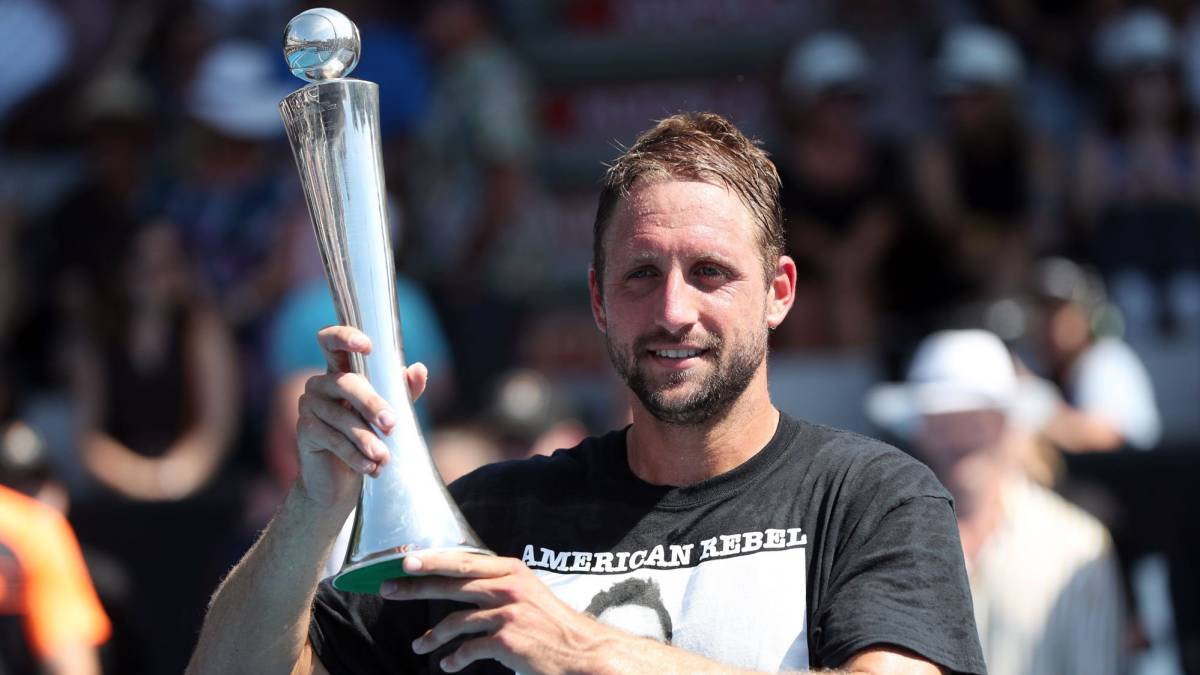 Sandgren consigue su primer título ATP sin perder un set