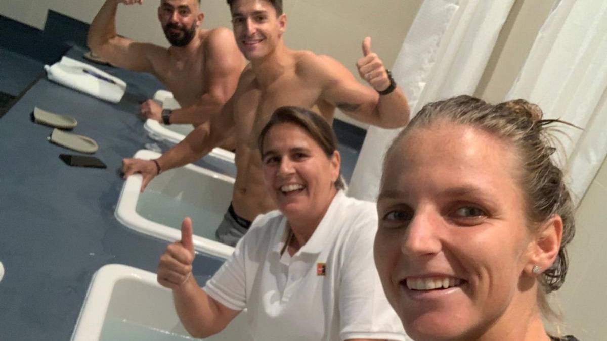 Karolina Pliskova, Conchita Martínez y su equipo...