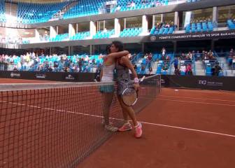 Arruabarrena acaba con Carla Suárez a las primeras de cambio