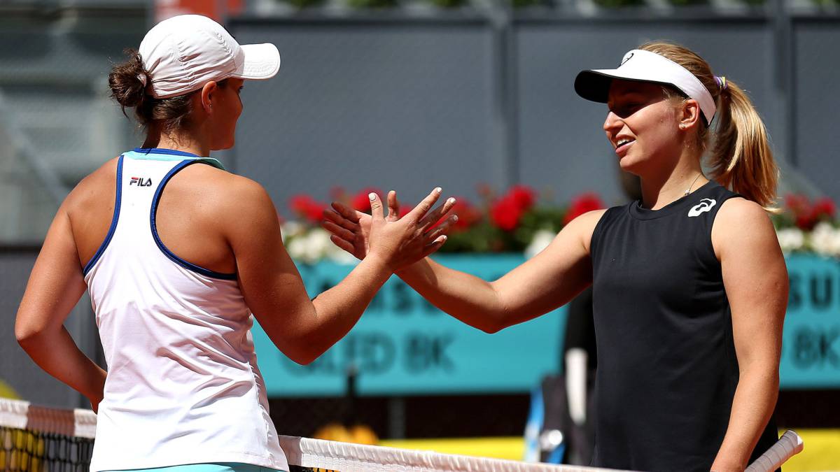 Barty abre el torneo femenino con una paliza a Gavrilova