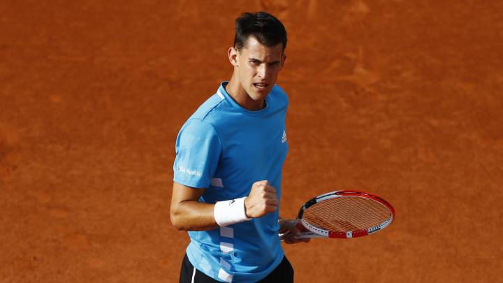 Medvedev cae en un maratón y Coric, Thiem y Wawrinka avanzan