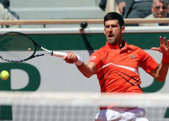 Djokovic y Osaka mantienen sus lideratos antes de la hierba