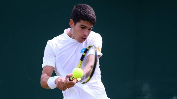 Alcaraz y Gimeno avanzan a cuartos en el torneo júnior