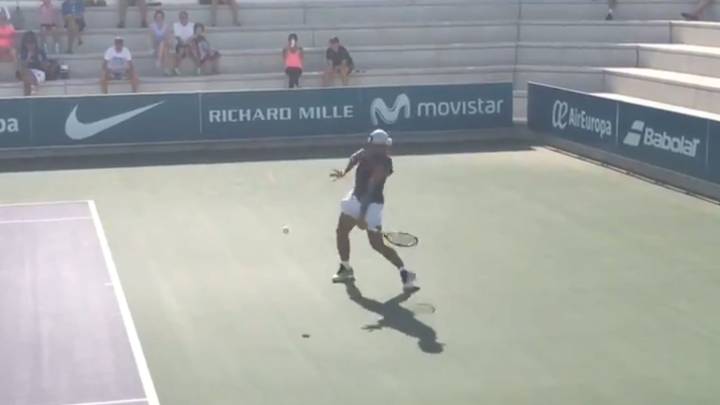 Rafa Nadal retoma los entrenamientos en pista dura