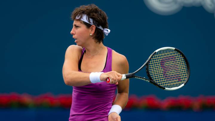 Alexandrova elimina a Carla Suárez por la vía rápida