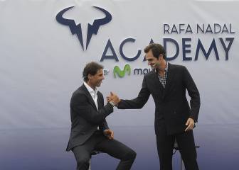 Federer se postula para la Rafa Nadal Academy y le responden: