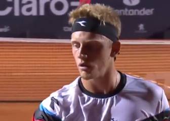 Davidovich saca como Kyrgios y el público lo abuchea