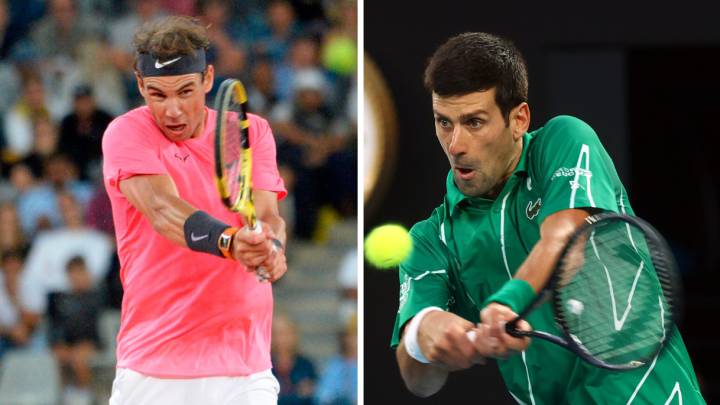 Novak Djokovic y Rafa Nadal devuelven una bola durante un partido.