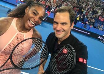 Serena se suma al reto de Federer con la raqueta que le regaló