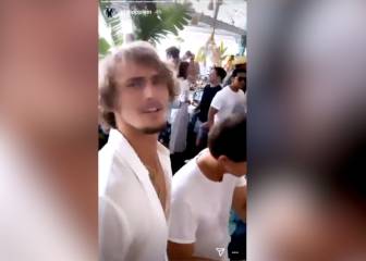 Prometió que se confinaría 14 días y sale a la luz este vídeo: la fiesta de la vergüenza de Zverev