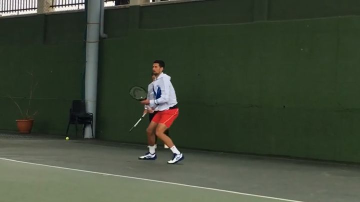 Novak Djokovic, uno más en las pistas de Torremolinos