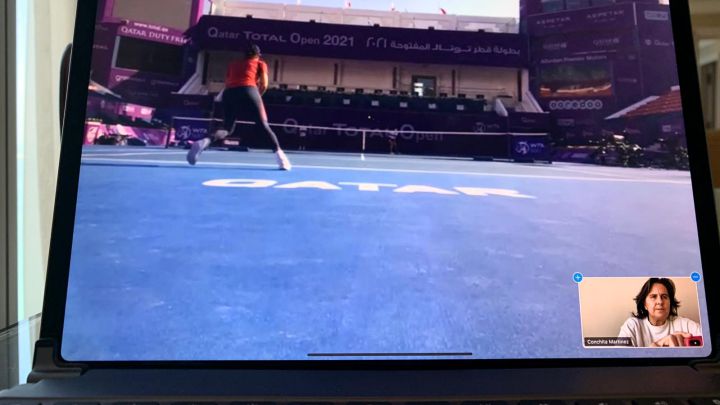 Conchita 'teletrabaja' con Garbiñe Muguruza tras dar positivo