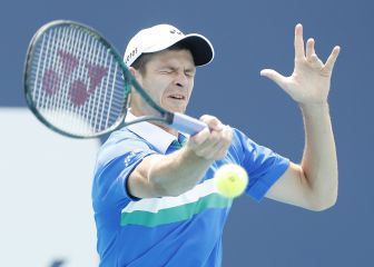Hurkacz, el campeón que pega a la bola con los ojos cerrados